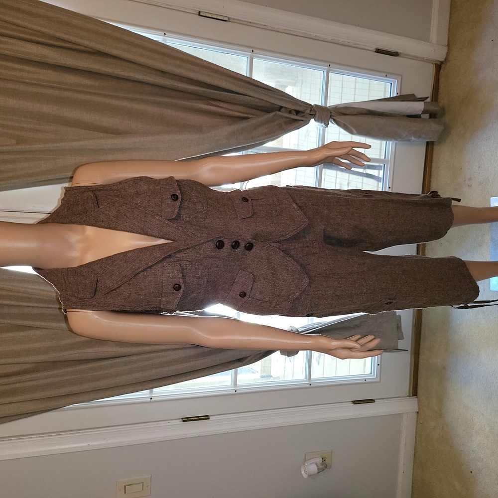 Michael Kors Suit Vest and Capri Pants